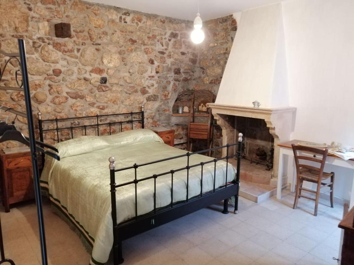 La Casa Di Duilia Bed & Breakfast Fornelli Dış mekan fotoğraf